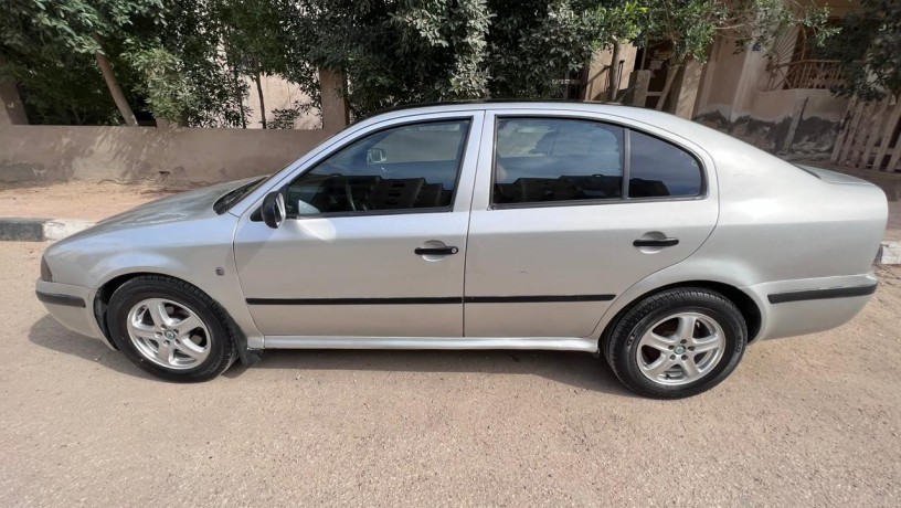 skoda-aoktafya-2006-a4-big-9