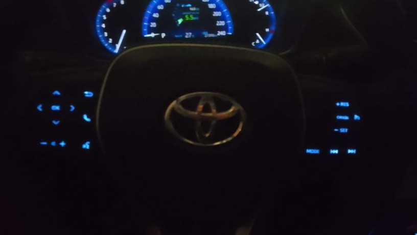 toyota-korola-2021-big-0