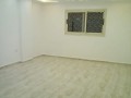 shkh-tmlyk-balsraya-fyo-aaly-albhr-mbashrh-khtoat-llbhr-altra-loks-small-2
