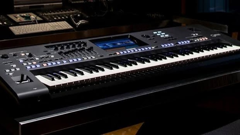 yamaha-genos-76keys-big-0