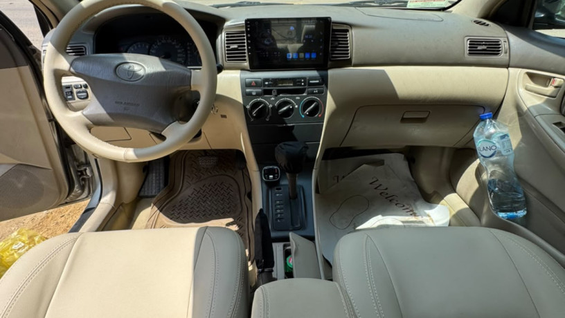 toyota-korola-2006-big-2